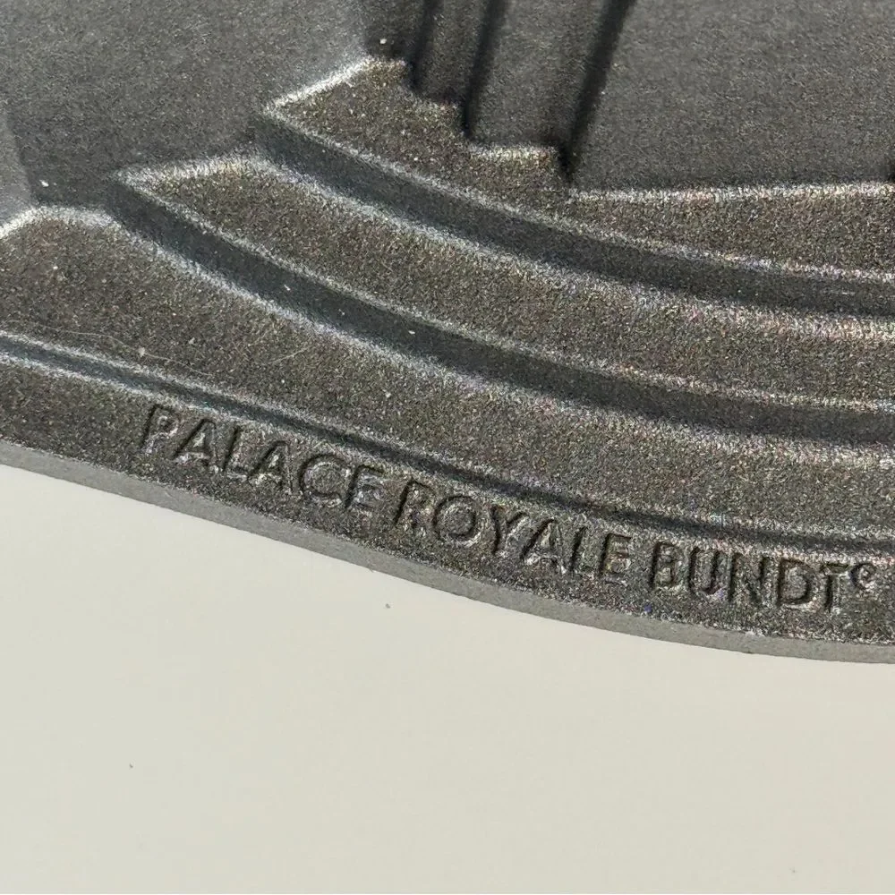 Nordic Ware Palace Royale Bundt Pan 10 cup